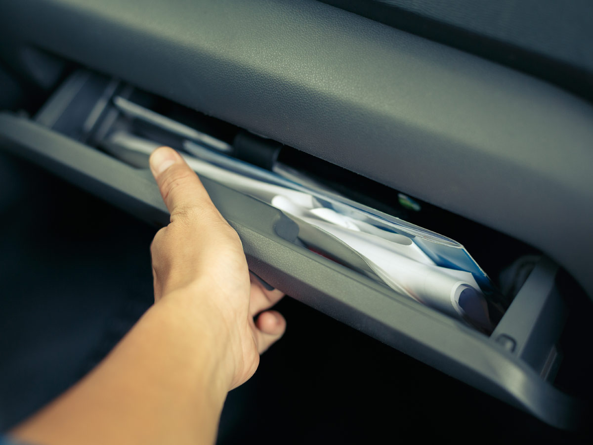 Voici les documents officiels que vous devez avoir en main lorsque vous conduisez votre auto.
