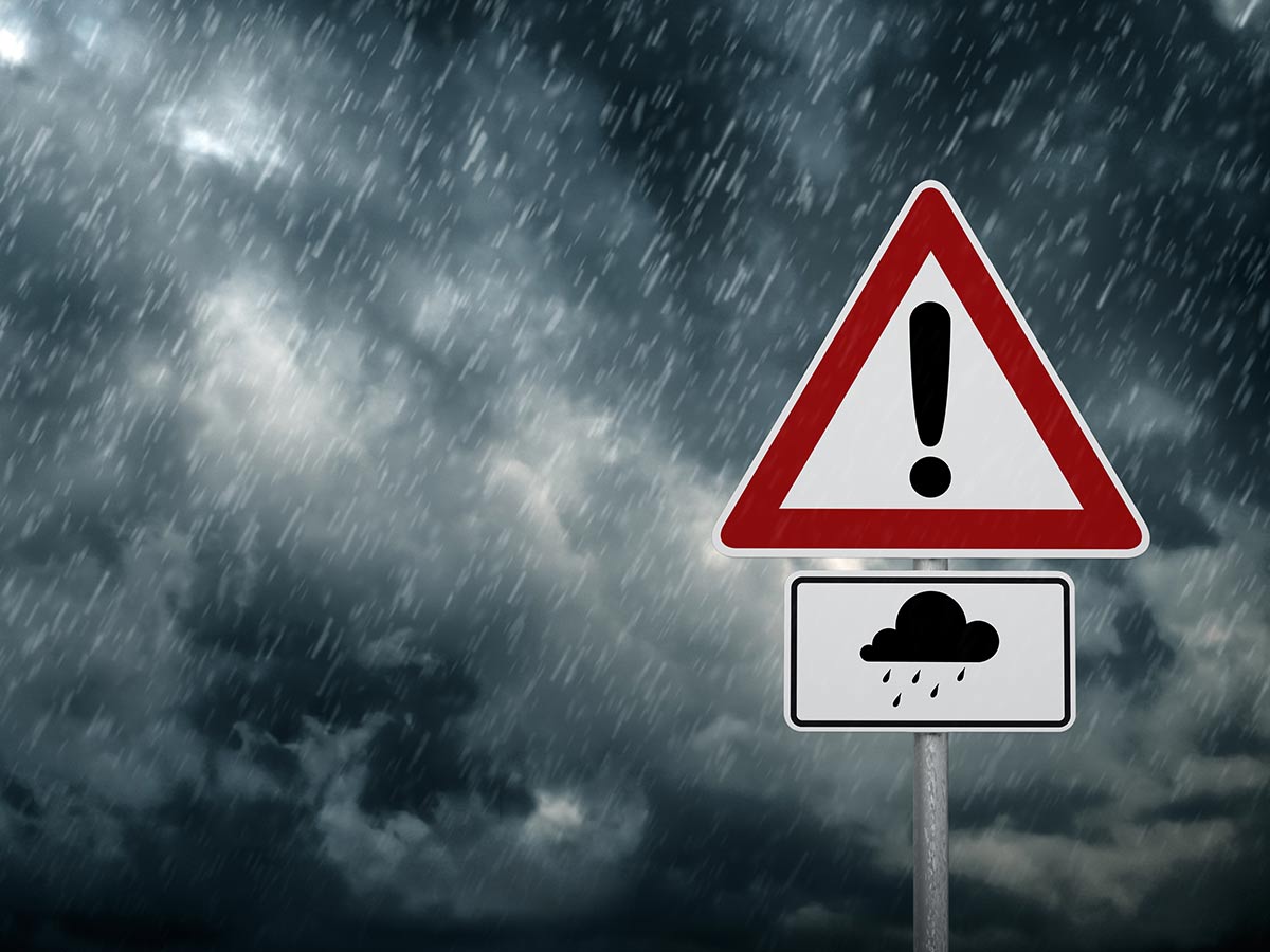 Radar envoie des alertes de risque météo sérieux pour vous aider à protéger votre maison, auto ou VR.